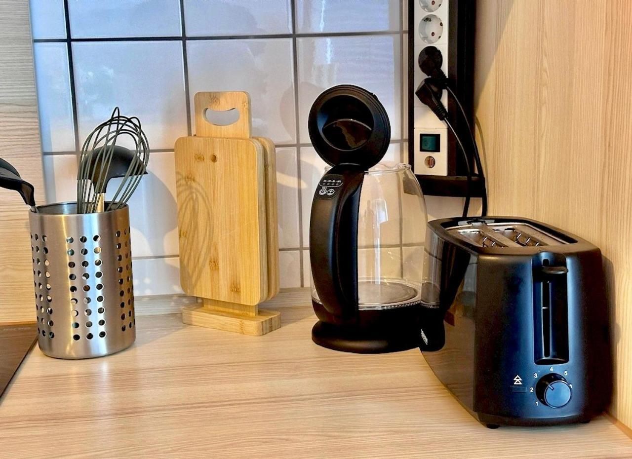 באוטזן Appartement "Stadtgefluester" Im Zentrum, Inkl Stellplatz, 2 Betten, Babybett, Balkon, Gratis Kaffee Und Tee, Wlan מראה חיצוני תמונה
