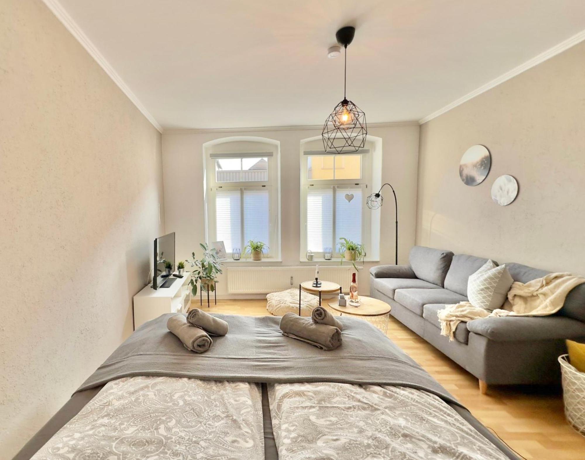 באוטזן Appartement "Stadtgefluester" Im Zentrum, Inkl Stellplatz, 2 Betten, Babybett, Balkon, Gratis Kaffee Und Tee, Wlan מראה חיצוני תמונה